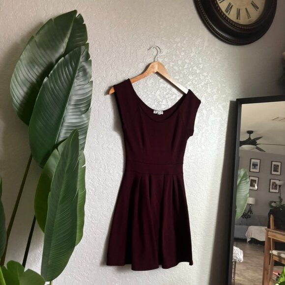 Cotton On Wine Red Fit & Flare Dress – Cap Sleeve, Skater Style - Picture 1 of 3